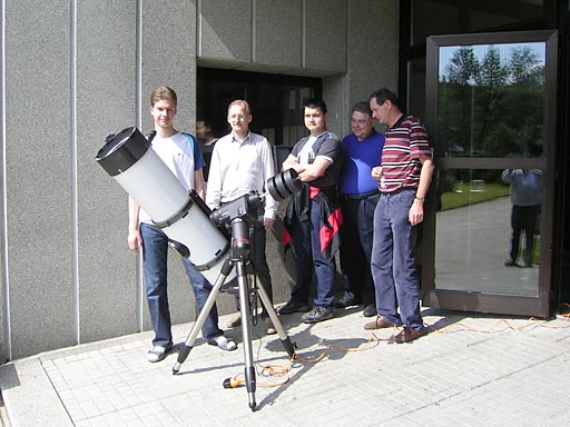 Einige der Teilnehmer bei der Sonnenbeobachtung
