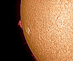 AR10810 am 18. August 2005 um15h45 MESZ