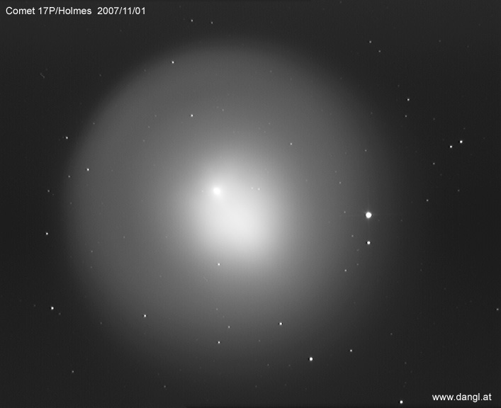 Comet 17P/Holmes on November 01 2007 at 20h48 UTC