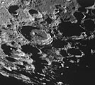 Kraterlandschaft am Mondsüdpol