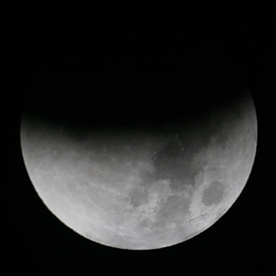 Mond um 02:15 UTC