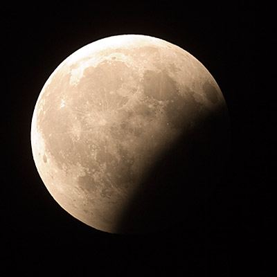 Moon at 22:20 UT