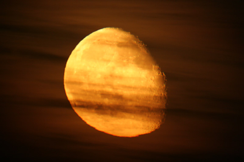 Mondaufgang 18. Oktober 2008 um 18:13 UT