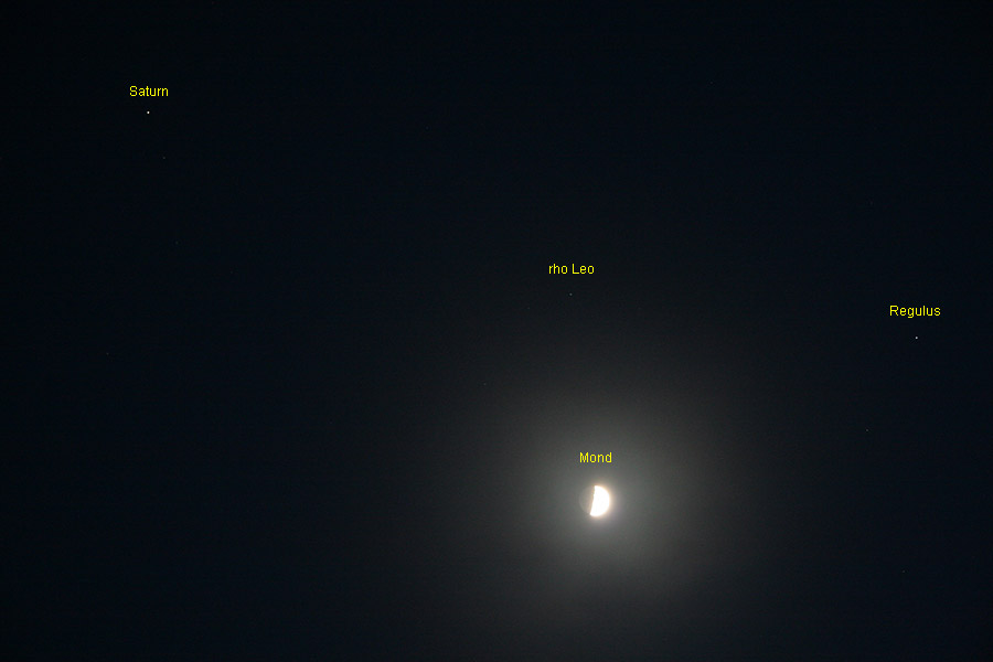 Der Mond mit Saturn und Regulus am 30. Mai 2009 um 20:00:00 UTC
