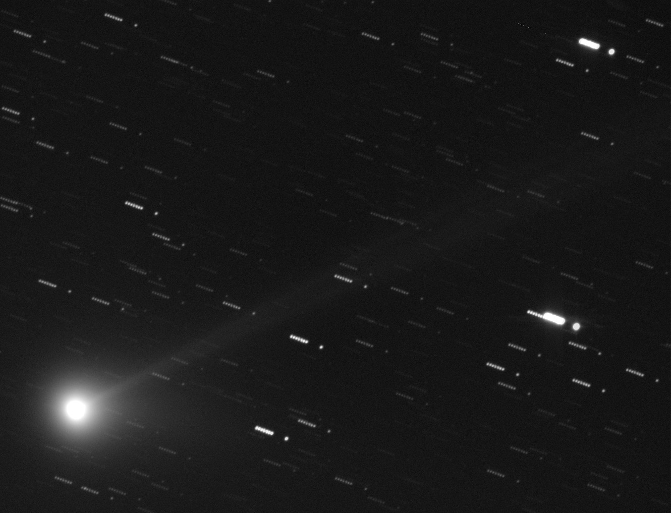 Komet C/2009 R1