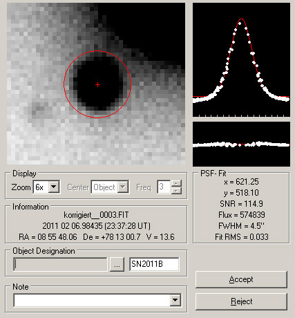 Supernova SN2011b Messung von Position und Helligkeit