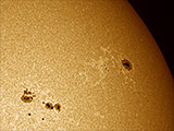 Sonne mit den Sonnenflecken Nr. 11260, 11261 und 11263