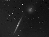 Komet C/2014 Q2 und Galaxie NGC 5907