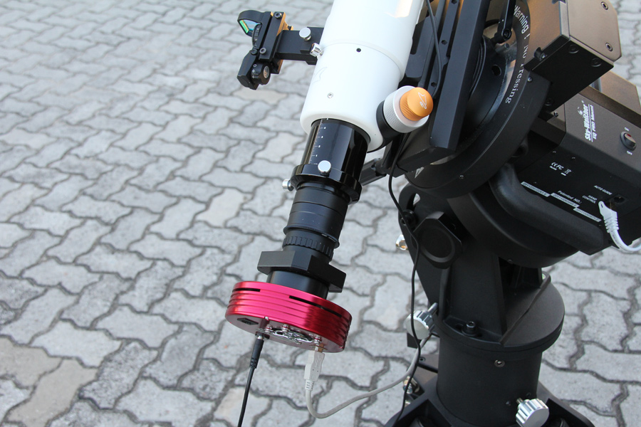 Begegnung von Mond und Aldebaran am 21. April 2015