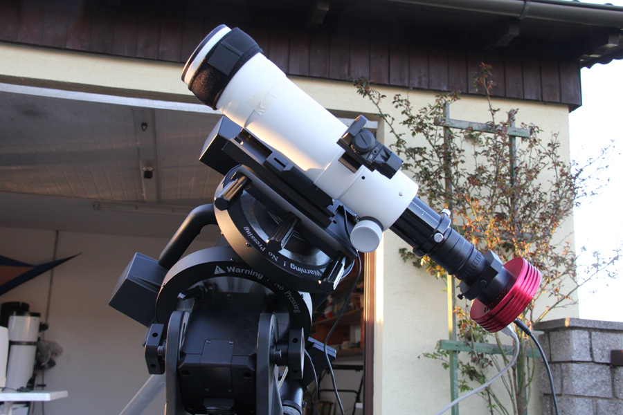 Begegnung von Mond und Aldebaran am 21. April 2015