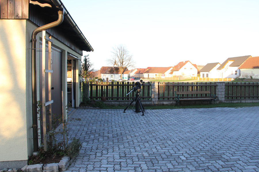 Begegnung von Mond und Aldebaran am 21. April 2015
