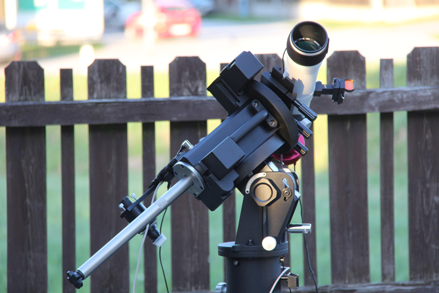 Begegnung von Mond und Aldebaran am 21. April 2015