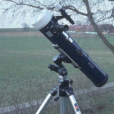 Optus Newton Teleskop