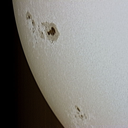 Sonnenflecken 10652 und 10653